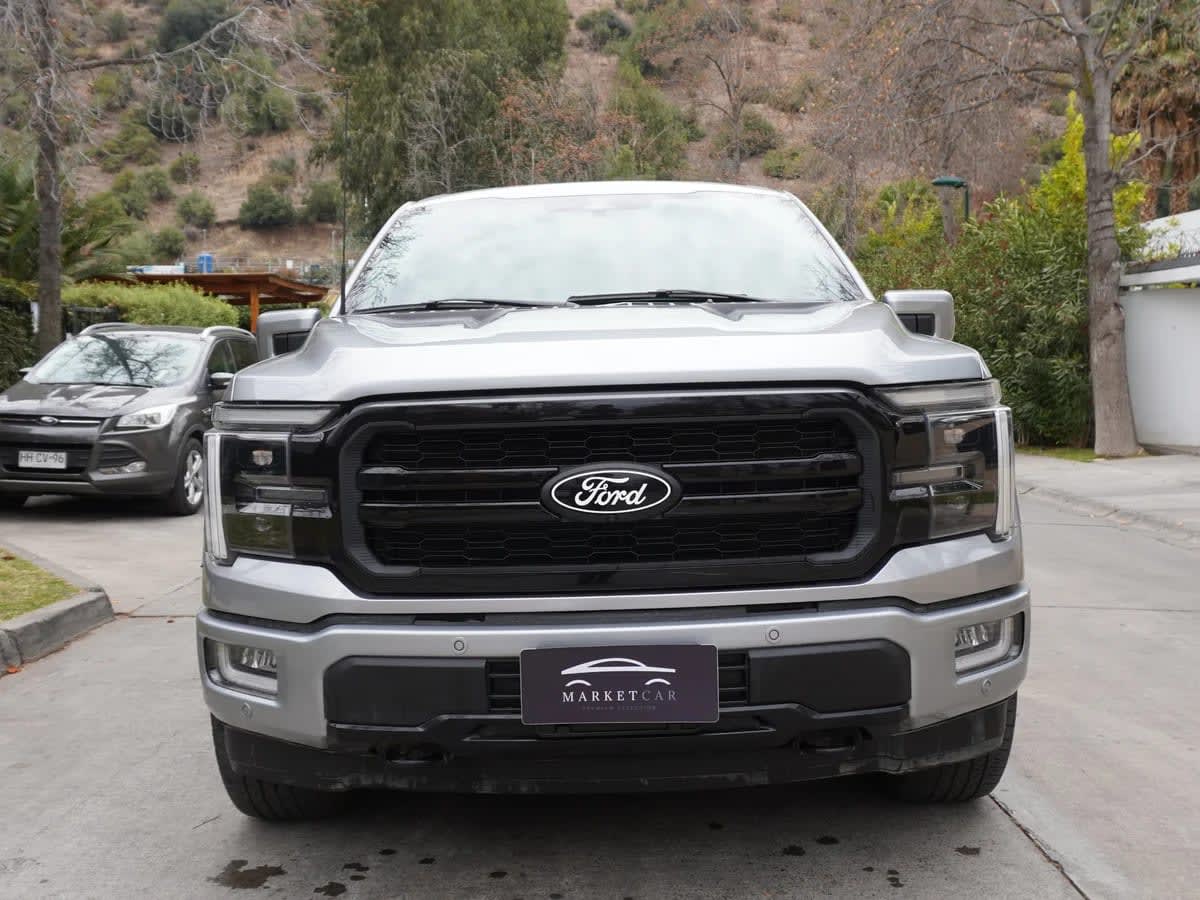 2025 Ford F-150 F 150 LARIAT Plata - Miniatura 2