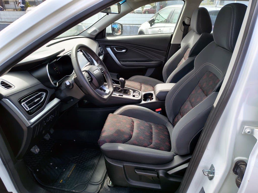 2024 Jetour X70 1.5T - Miniatura 10