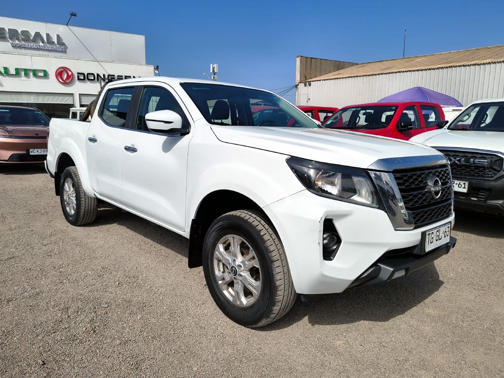 2024 Nissan Navara 2.3 - Miniatura 3