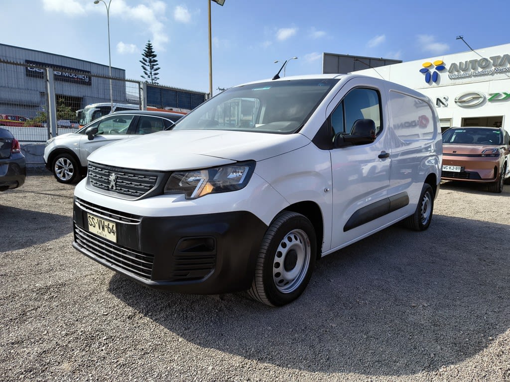 2023 Peugeot Partner L2 - Imagen 1