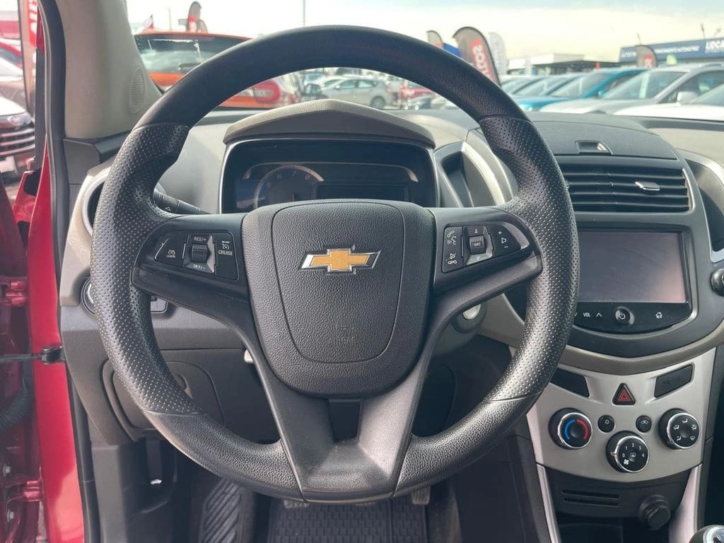 2016 Chevrolet TRACKER LT - Miniatura 10