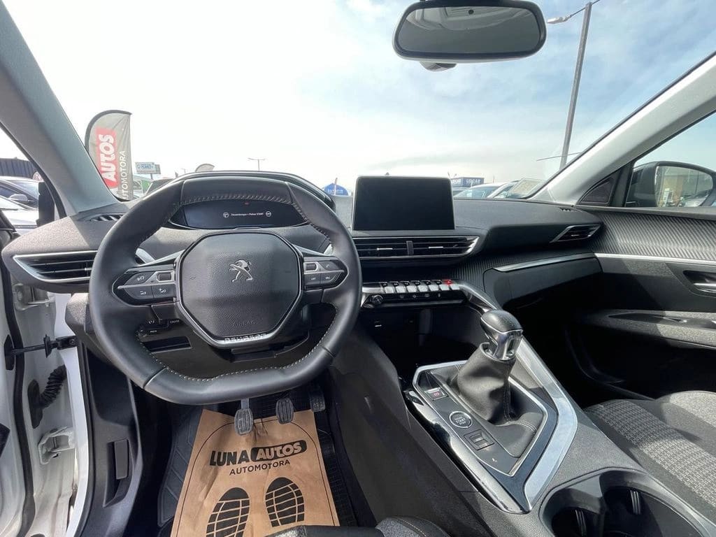 2022 Peugeot 3008 PURETECH - Miniatura 7