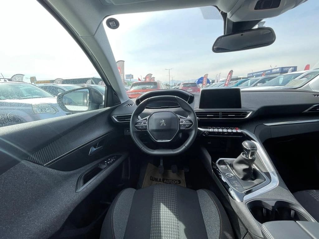 2022 Peugeot 3008 PURETECH - Miniatura 9