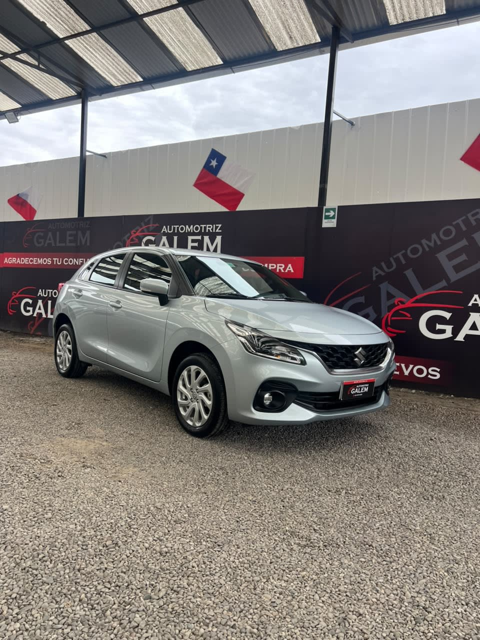 2024 Suzuki Baleno Plata - Miniatura 2