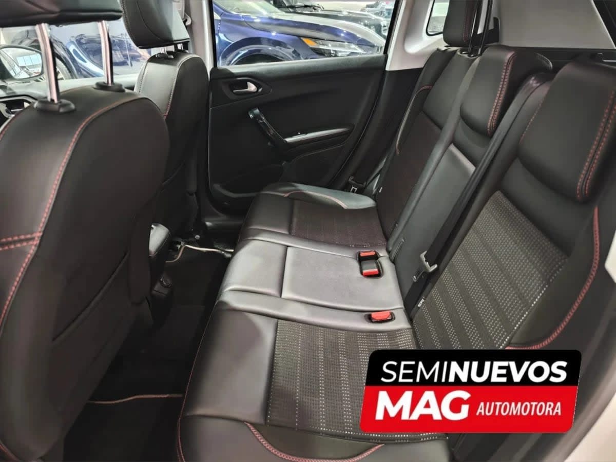 2018 Peugeot 2008 1.2 Blanco - Miniatura 8