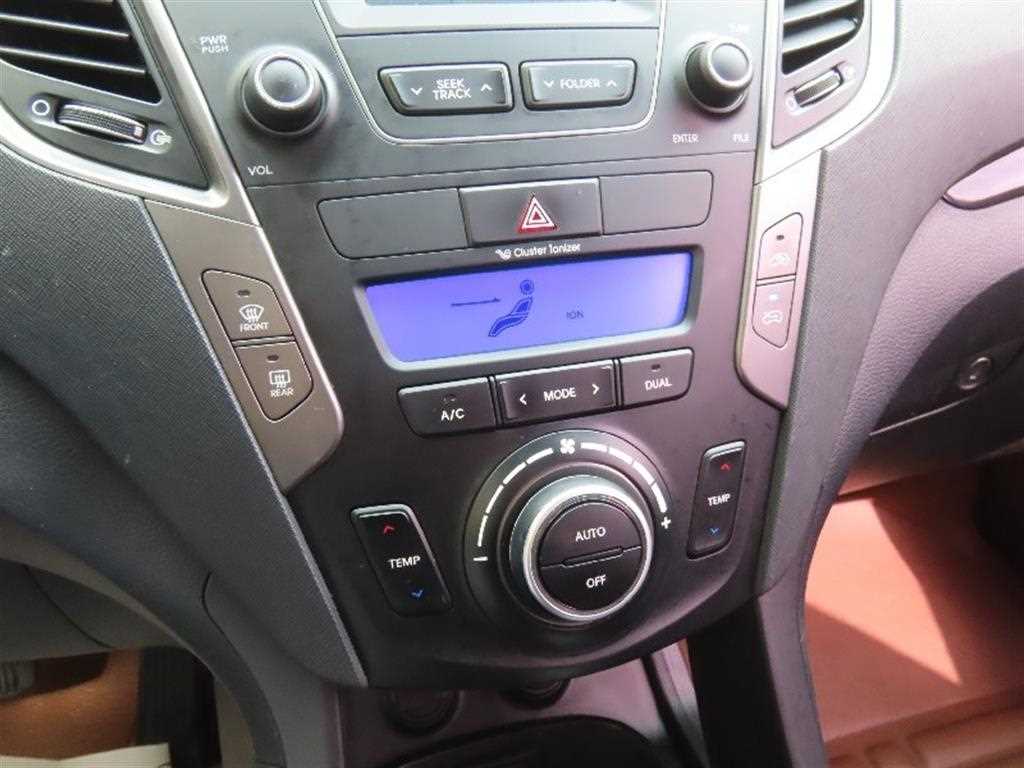 2015 Hyundai Santa Fe DM - Miniatura 7