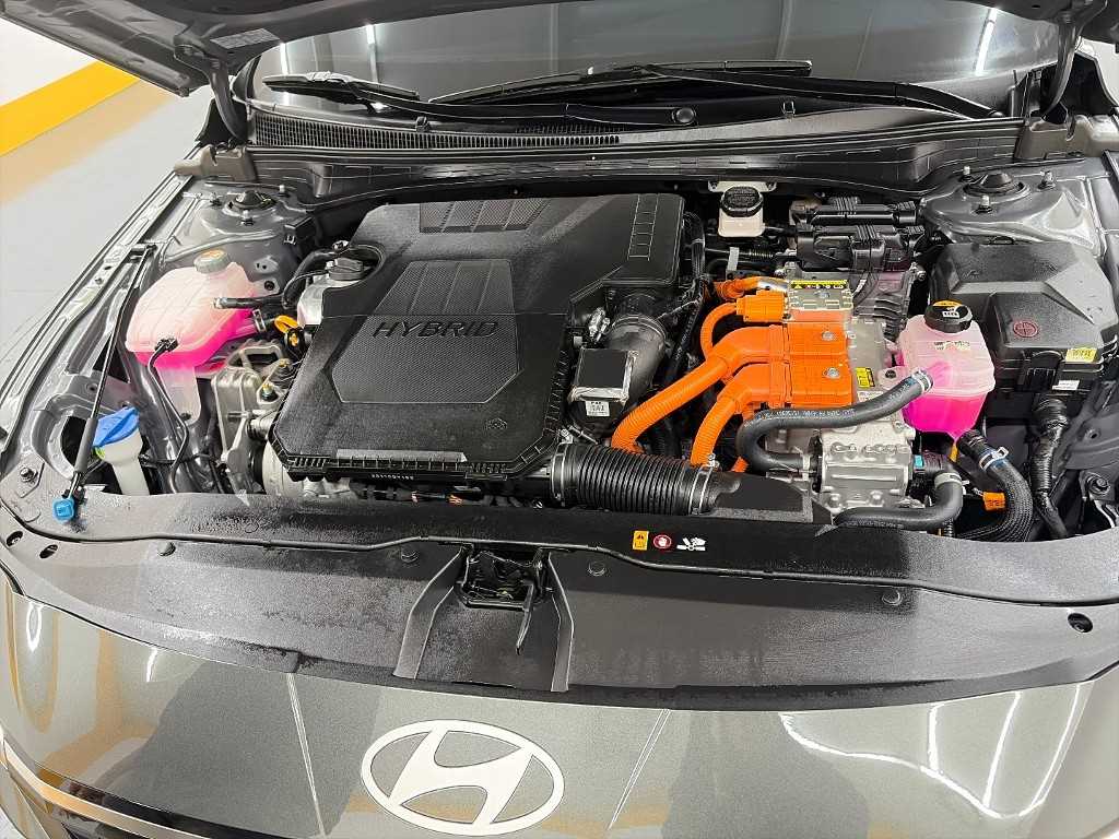 2024 Hyundai Avante Hybrid(CN7) Gris - Miniatura 5
