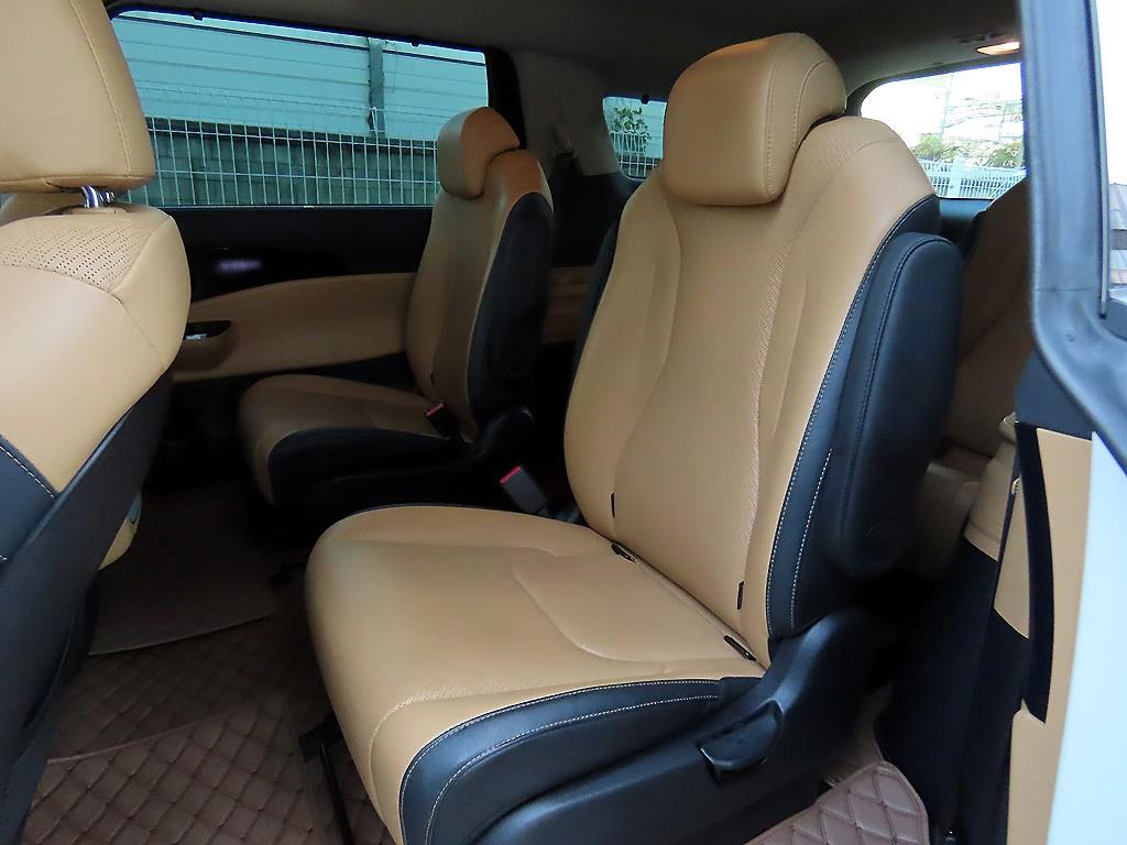 2023 Kia Carnival 4th - Miniatura 6