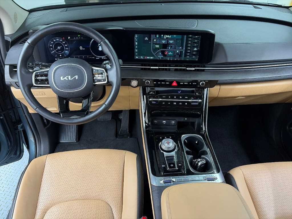 2023 KIA Carnival Diesel Verde - Miniatura 7