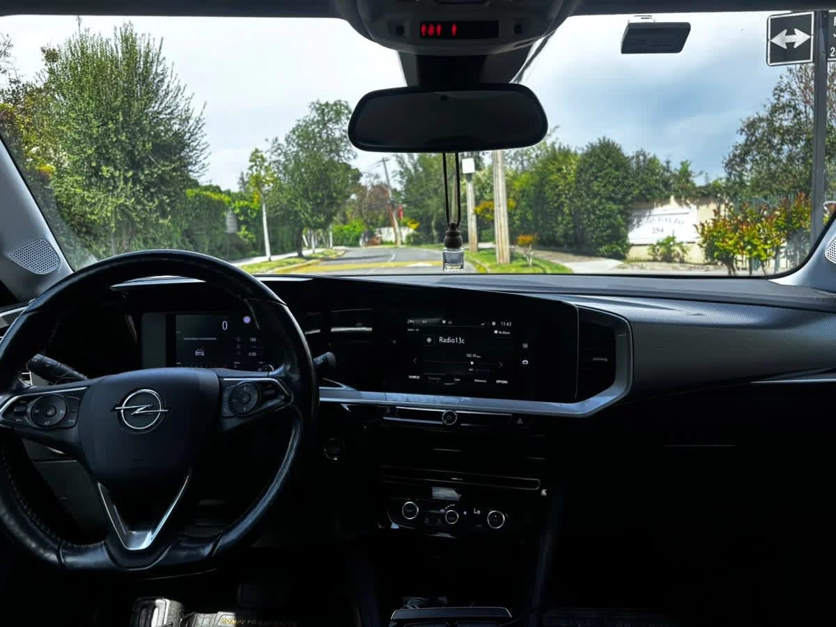 2023 Opel Mokka 1.2L - Miniatura 2