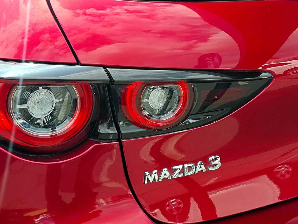 2025 Mazda 3 Sport 2.5 Rojo - Miniatura 8