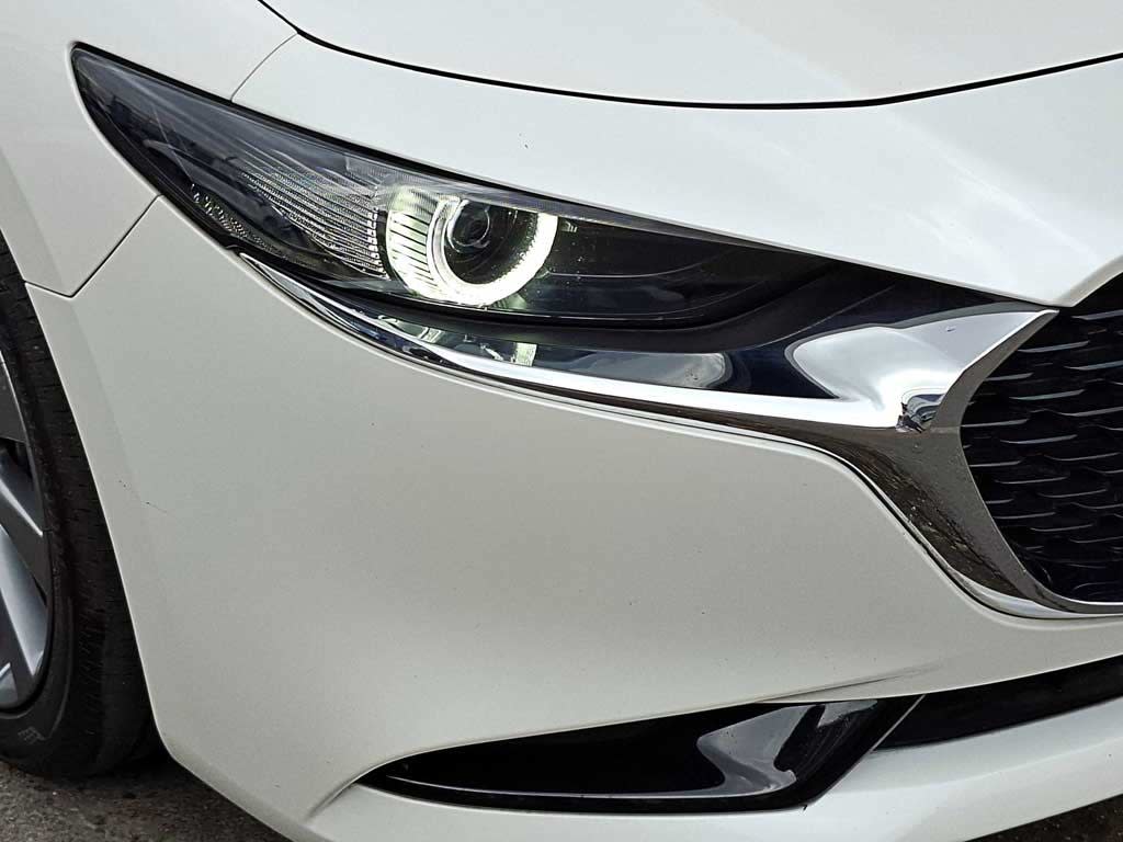 2025 Mazda 3 Sedan 2.0 Blanco - Miniatura 7