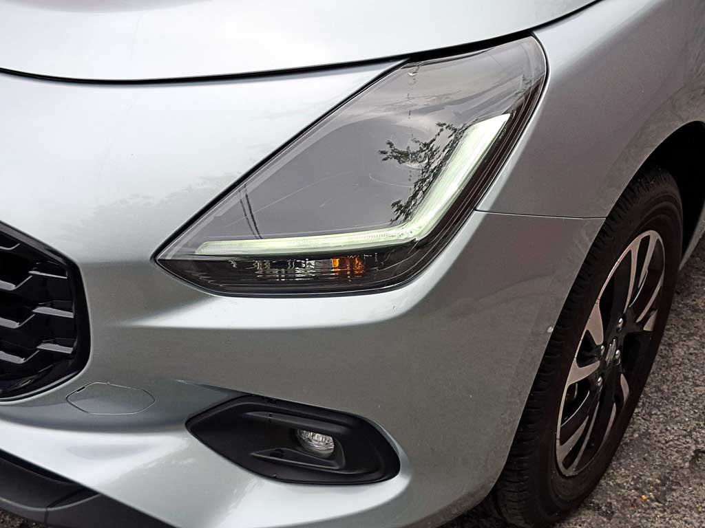 2025 Suzuki Swift 1.2 Plata - Miniatura 7