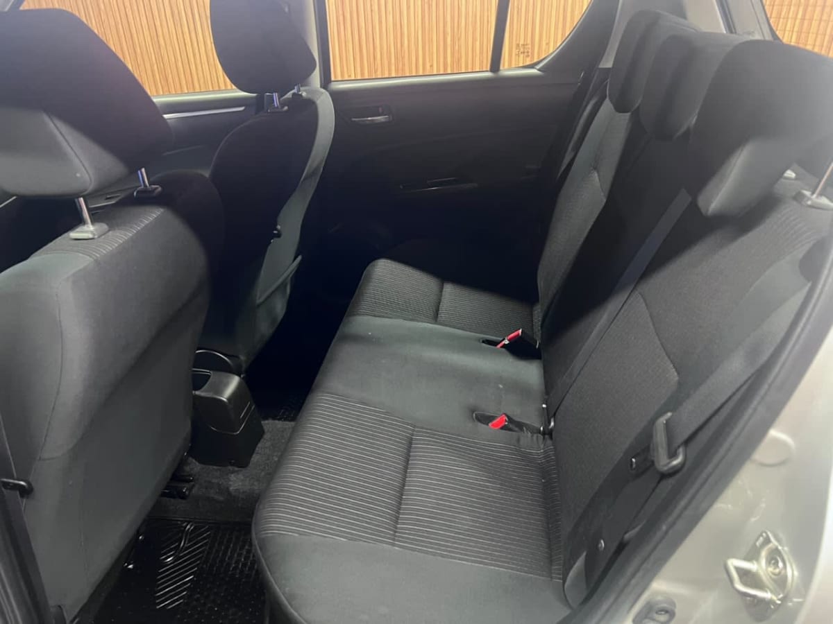 2016 Suzuki Swift GLS - Miniatura 4