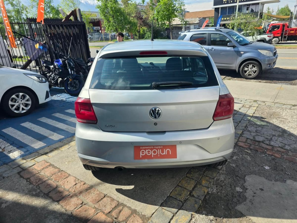 2022 Volkswagen GOL 1.6 - Miniatura 5