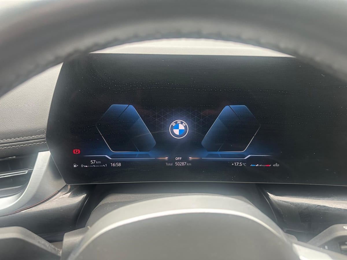 2023 BMW X1 1.5T Verde - Miniatura 10