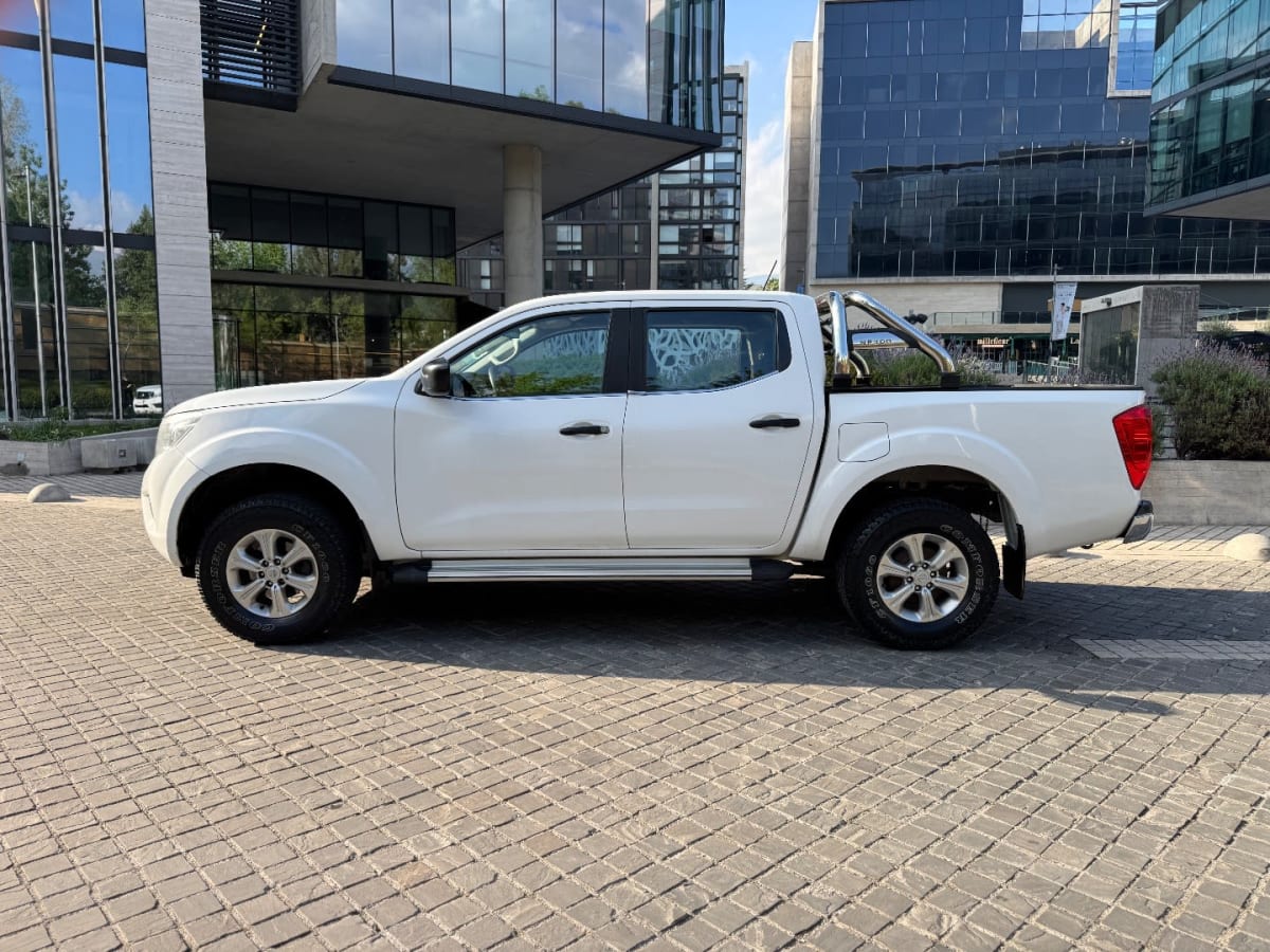 2018 Nissan NP300 Blanco - Miniatura 7