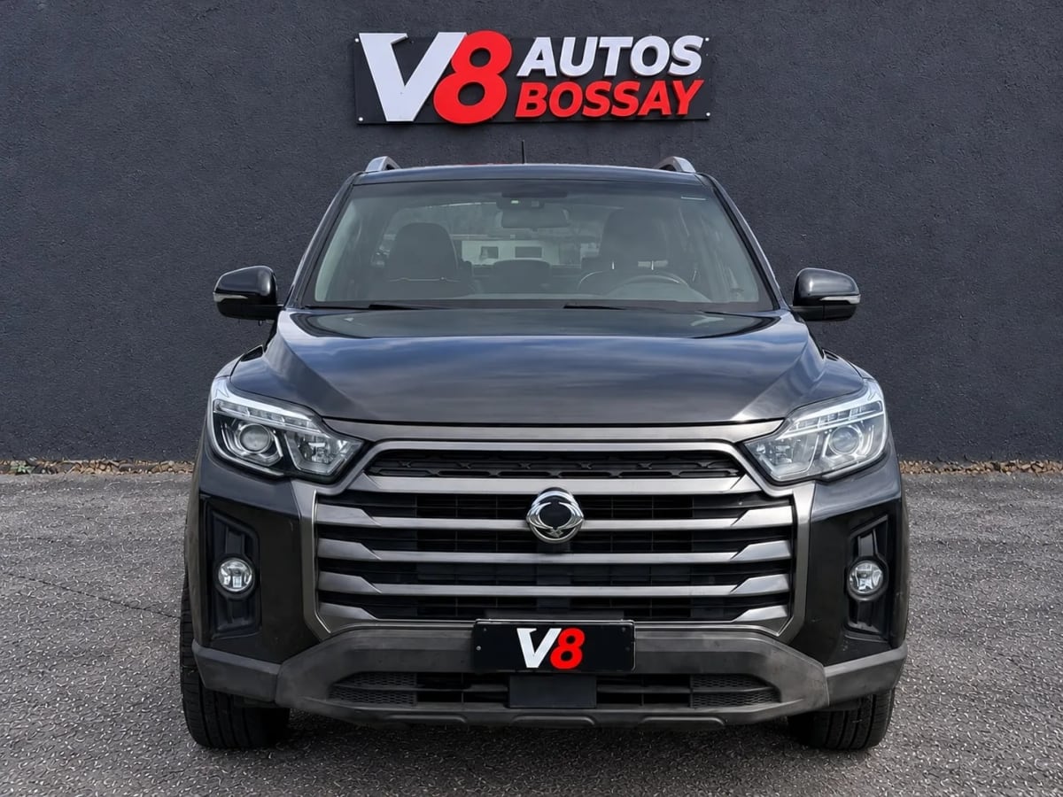 2023 SsangYong Musso 4x4 MT Gris - Miniatura 3