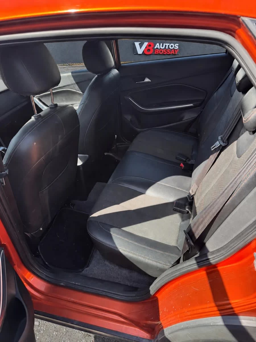 2022 Chery Tiggo 2 Naranja - Miniatura 10