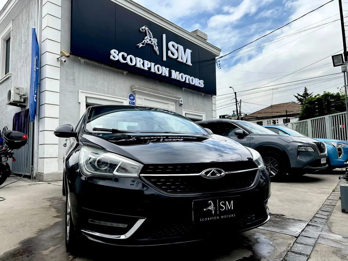 2022 Chery ARRIZO 5 1.5L GLS MT 2022 Negro - Imagen 1