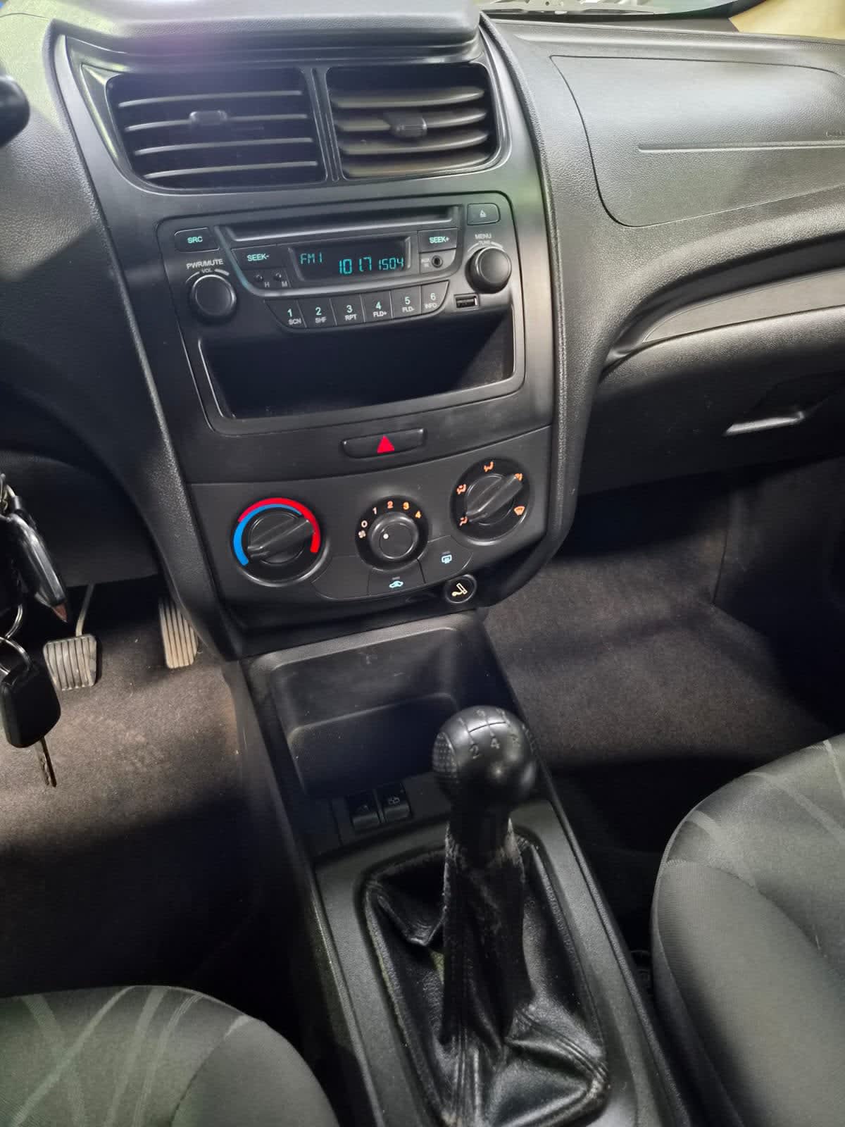 2016 Chevrolet Sail Classic 1.4 Blanco - Miniatura 9