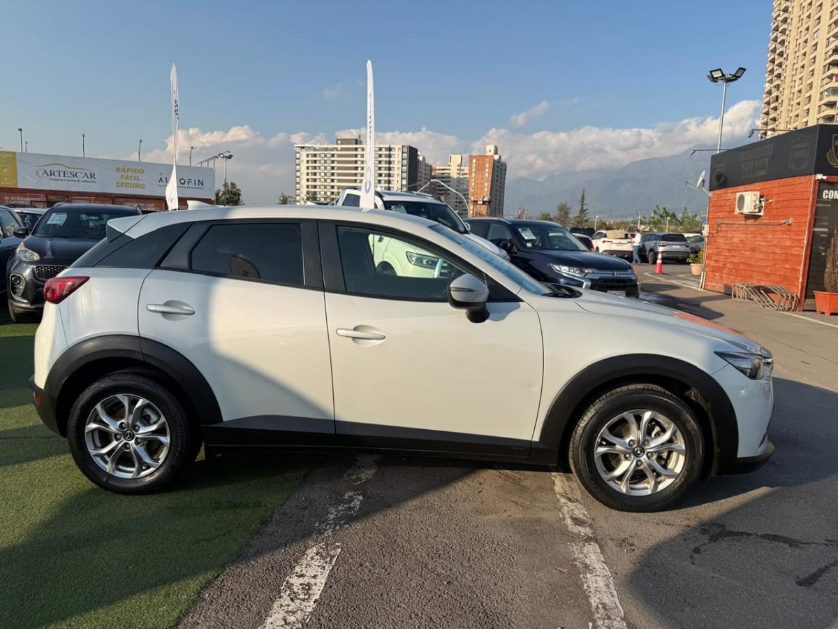 2018 Mazda ALL NEW CX Blanco - Miniatura 6