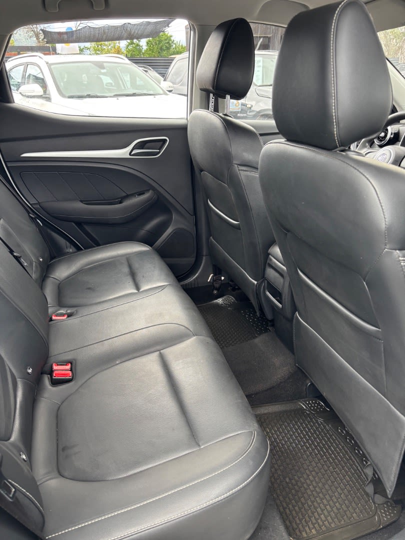 2021 MG ZS STD Blanco - Miniatura 4
