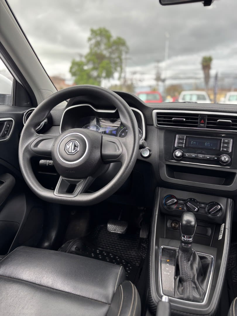 2021 MG ZS STD Blanco - Miniatura 8