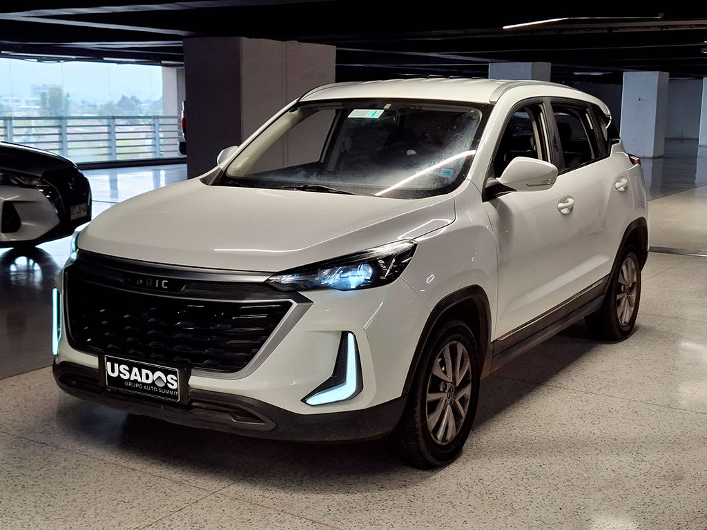 2022 BAIC X35 AAA - Miniatura 4