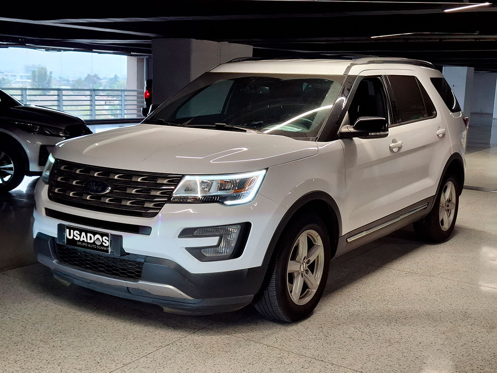 2018 Ford Explorer XLT - Miniatura 4