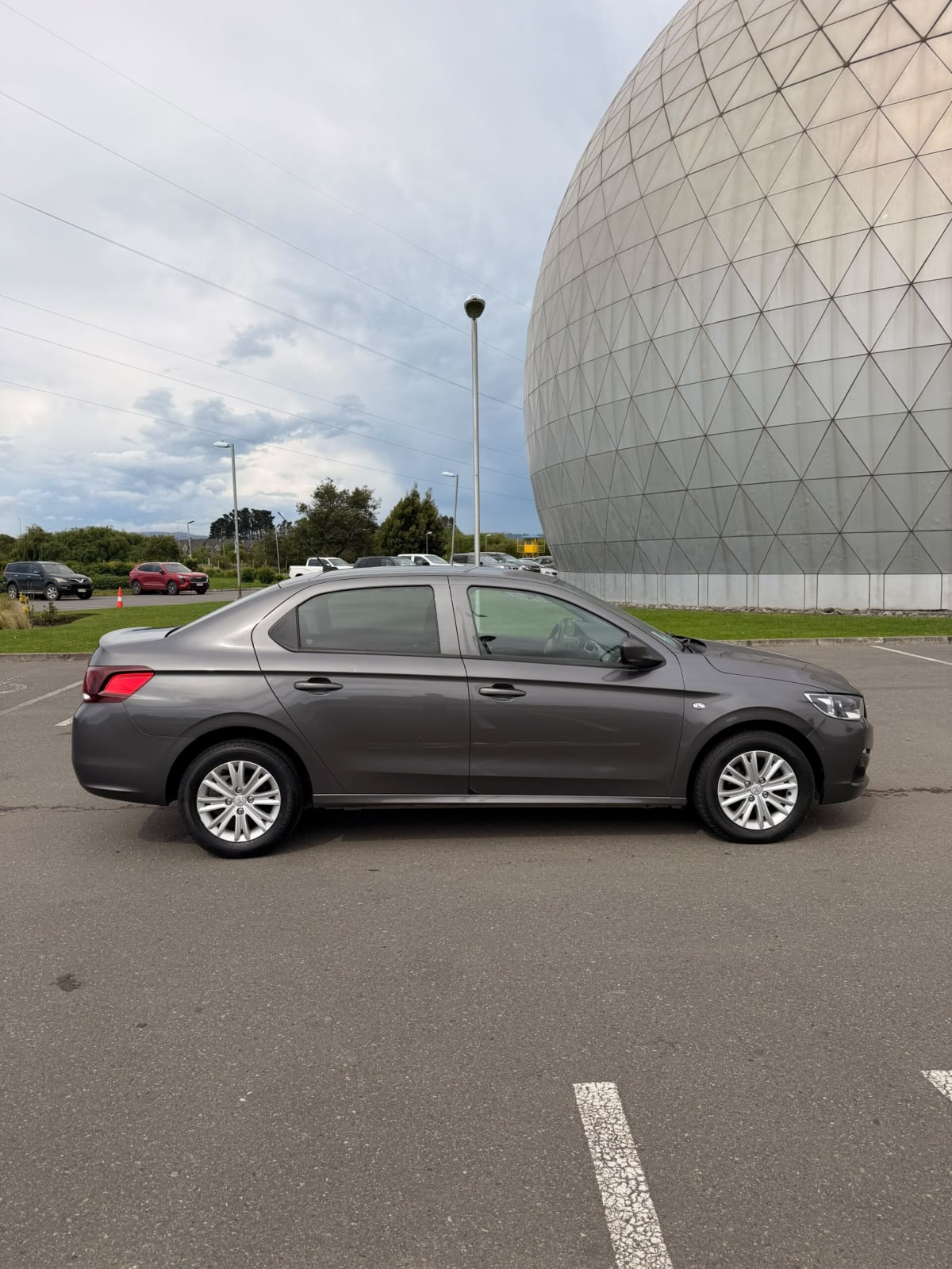 2019 Peugeot 301 VTI Gris - Miniatura 5