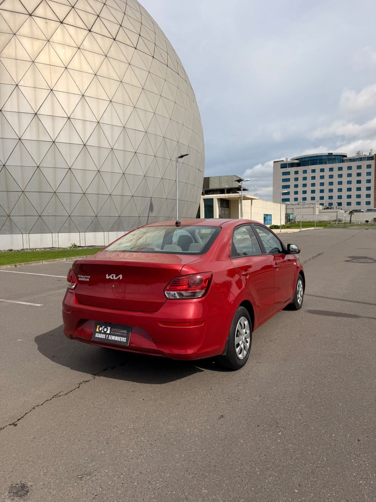 2023 KIA SOLUTO LX Rojo - Miniatura 6