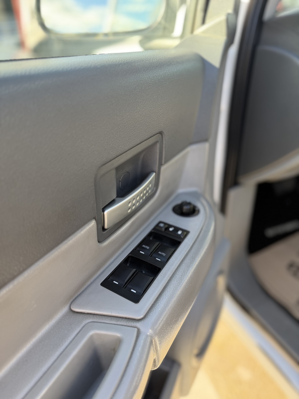 2010 Dodge Durango SLT - Miniatura 4
