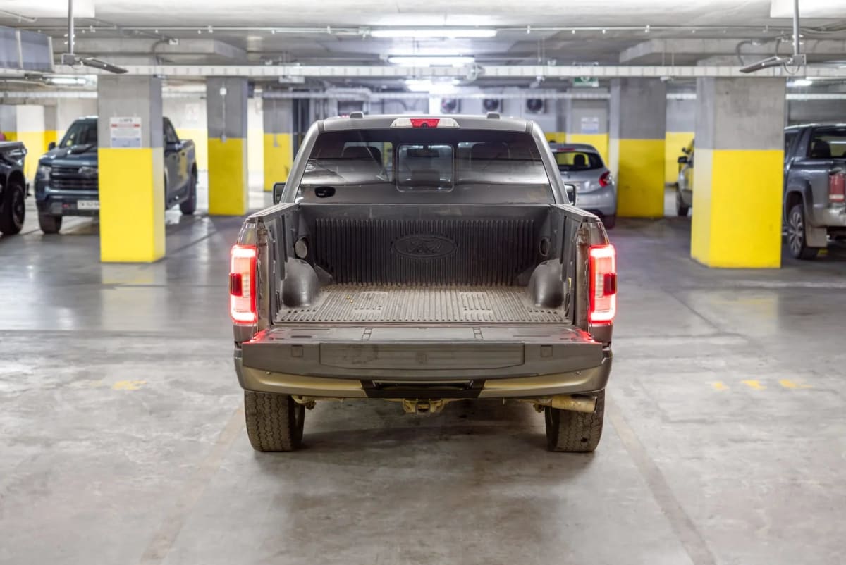 2022 Ford F-150 3.5 Gris - Miniatura 10