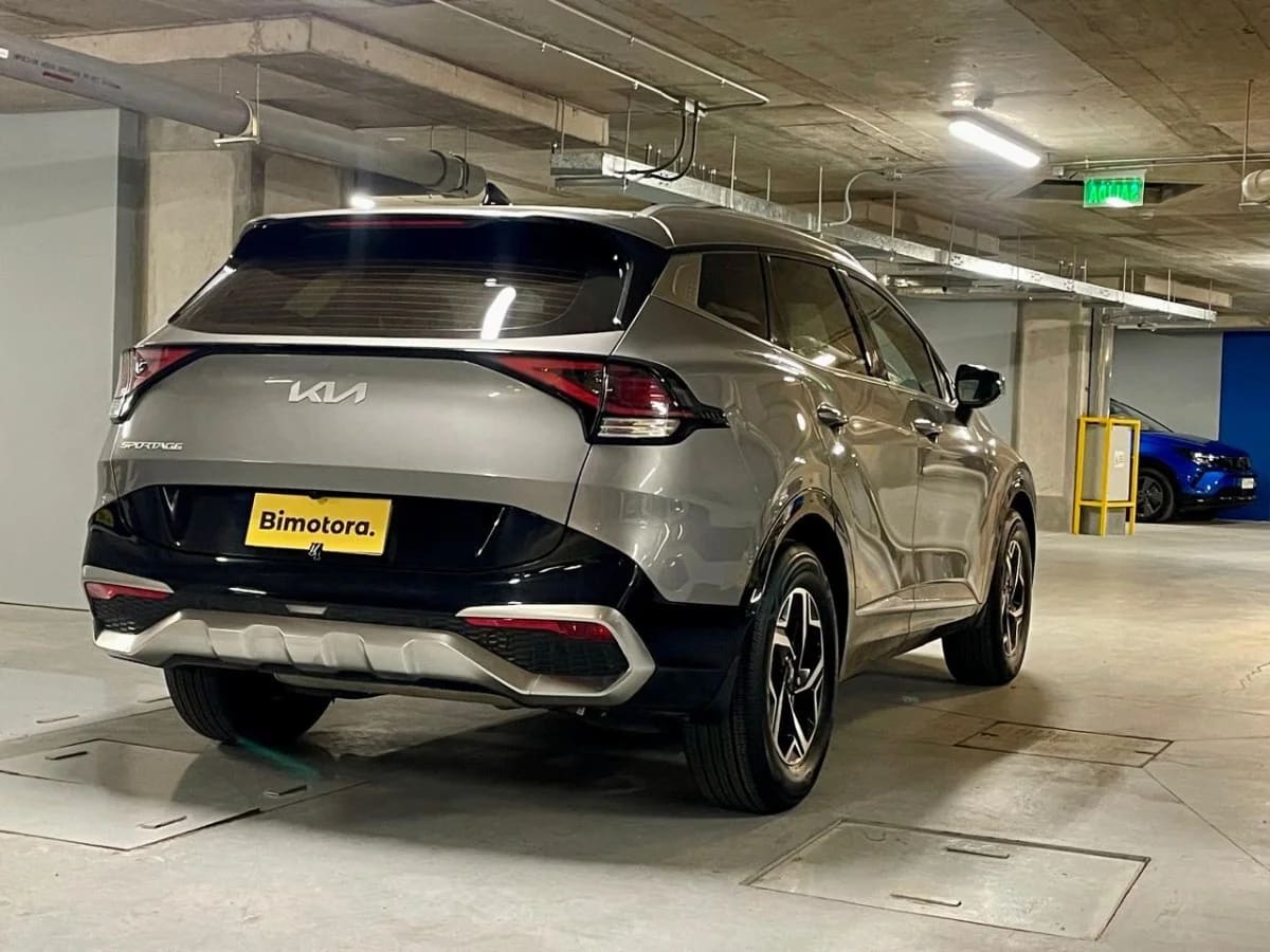 2025 KIA Sportage 2.0 Gris - Miniatura 9