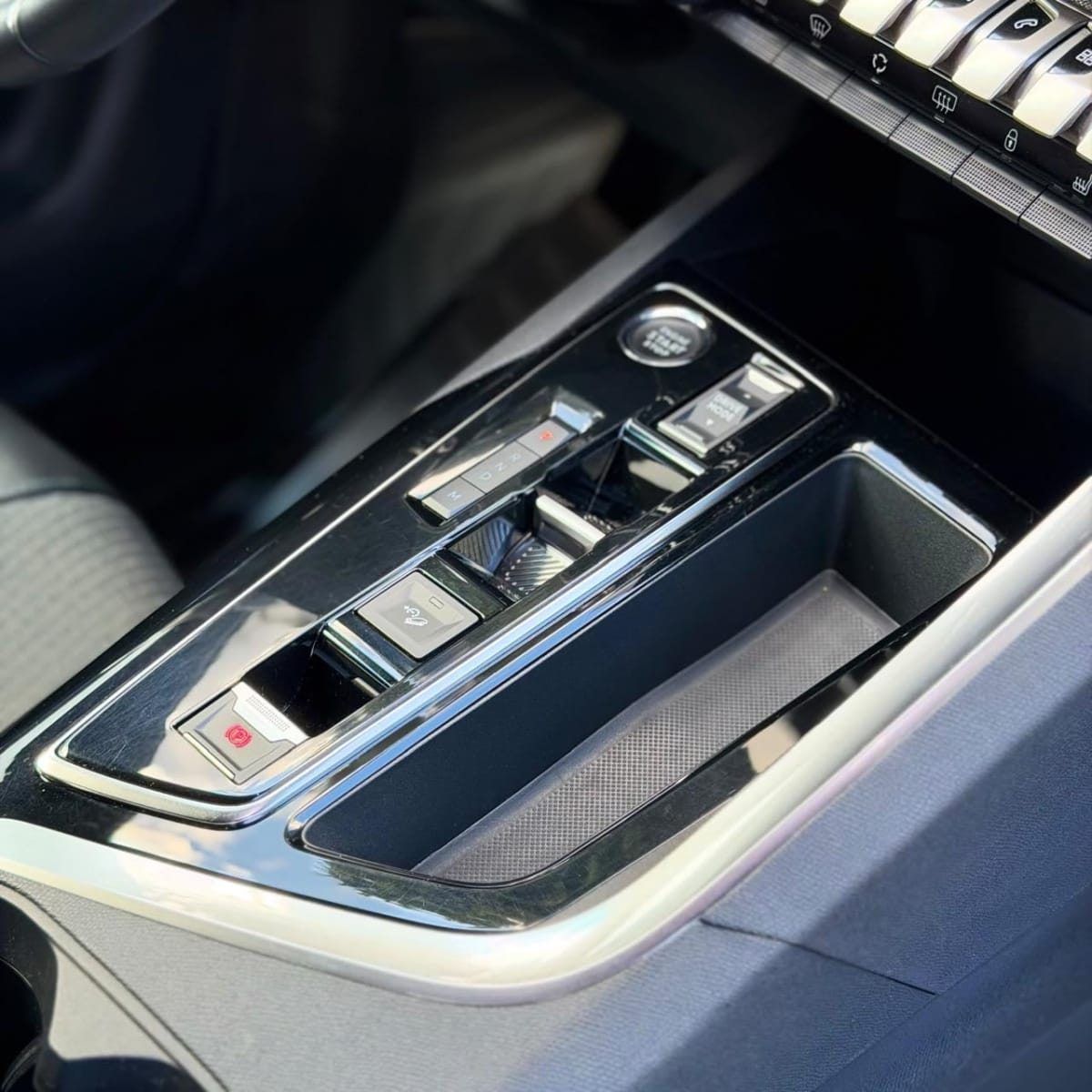 2023 Peugeot 3008 ALLURE Blanco - Miniatura 10