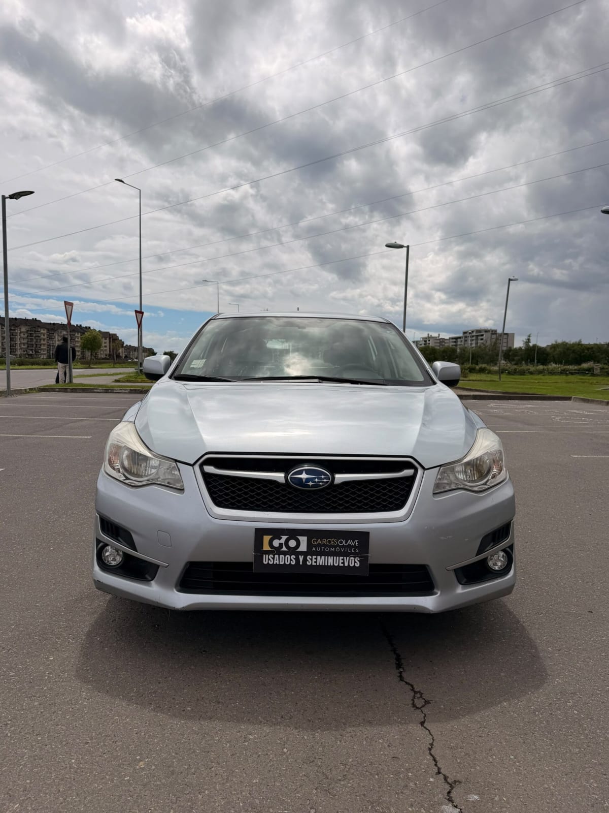2017 SUBARÚ IMPREZA HATCHBACK Gris - Miniatura 10