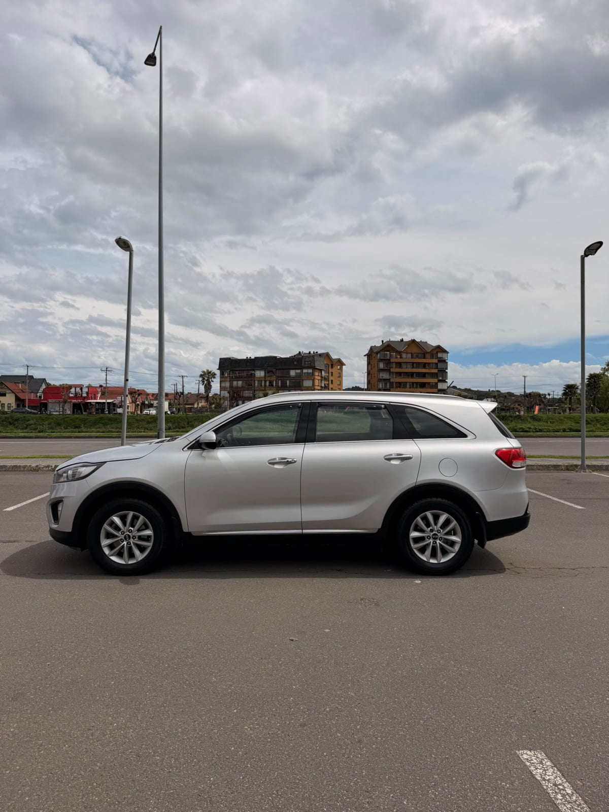 2017 KIA SORENTO MECÁNICA Gris - Miniatura 2