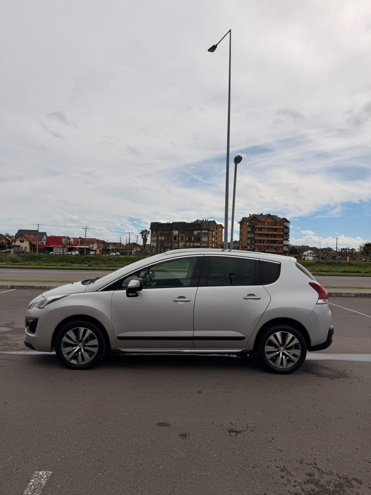 2017 Peugeot PRINCIPALES Gris - Miniatura 3