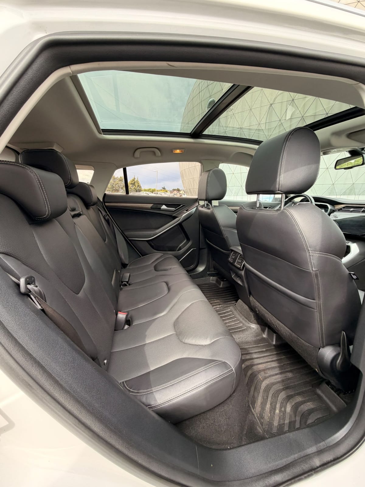 2022 Ford TERRITORY TITANIUM Blanco - Miniatura 9