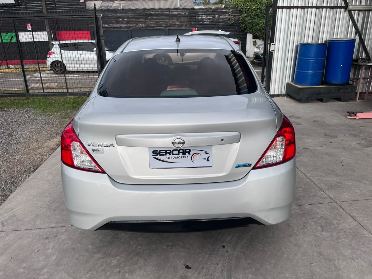 2016 Nissan VERSA 1.6 Blanco - Miniatura 10