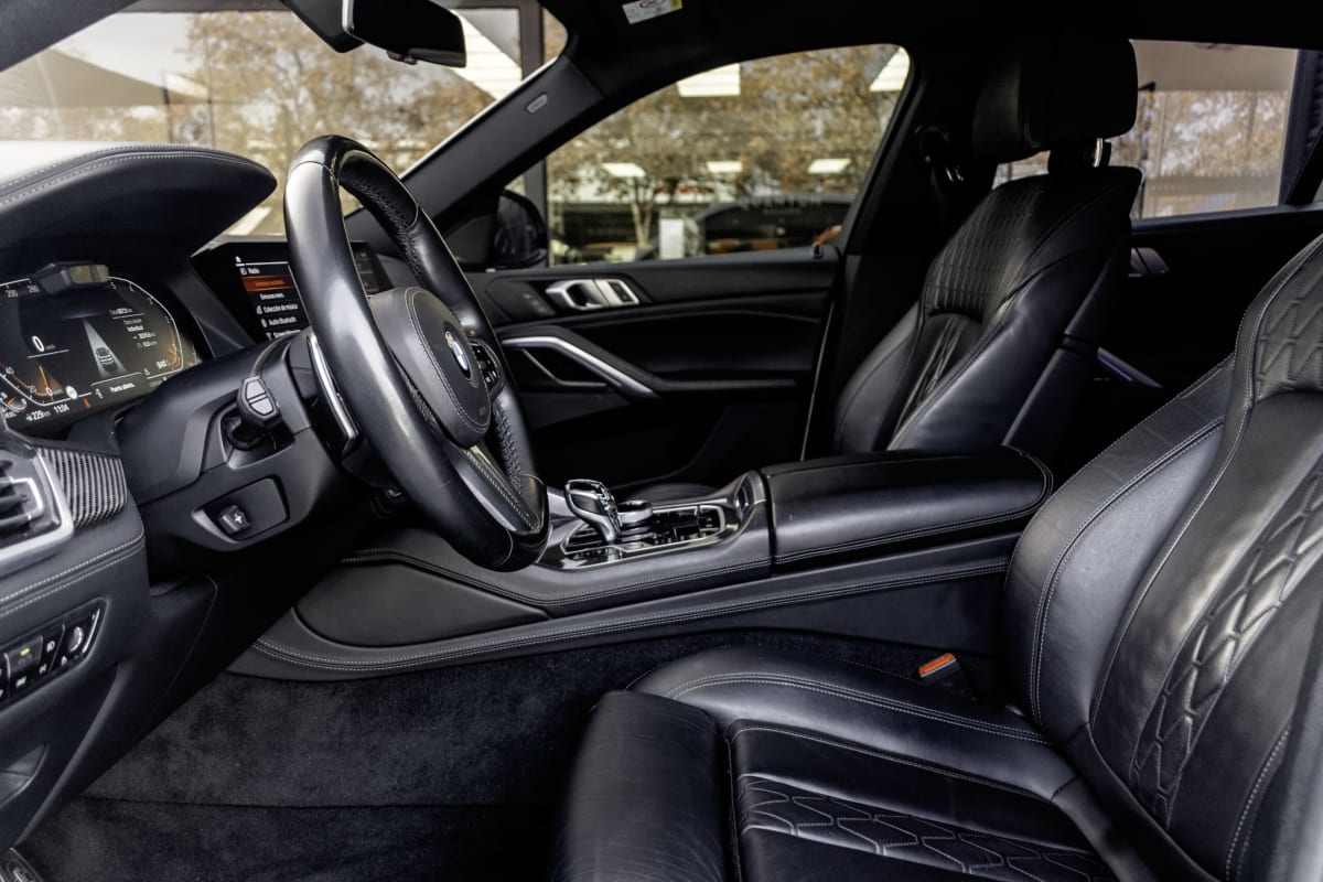 2020 BMW X6 Blanco - Miniatura 3