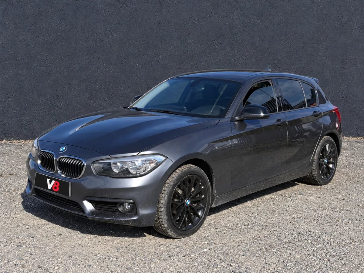 2017 BMW 118i LCI Gris - Miniatura 2