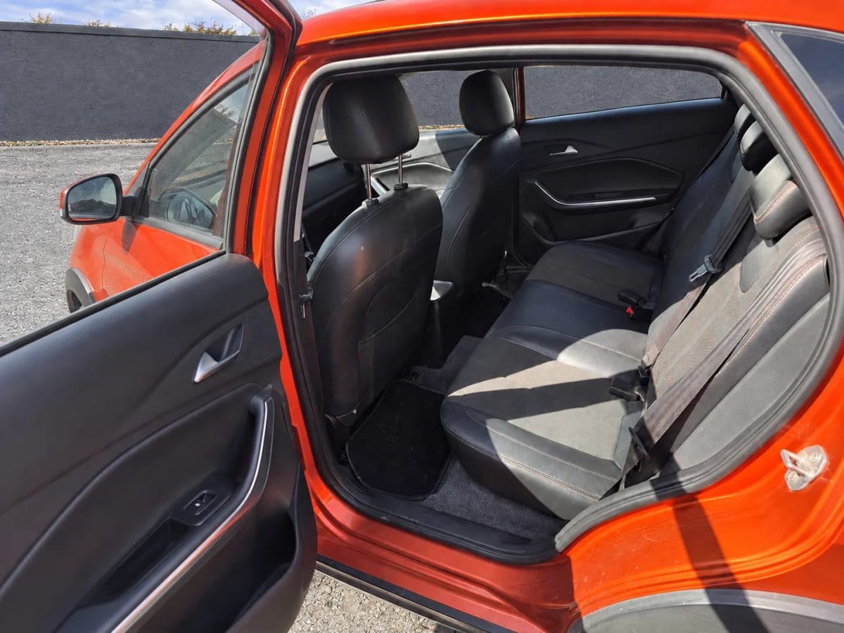 2022 Chery Tiggo 2 Naranja - Miniatura 10