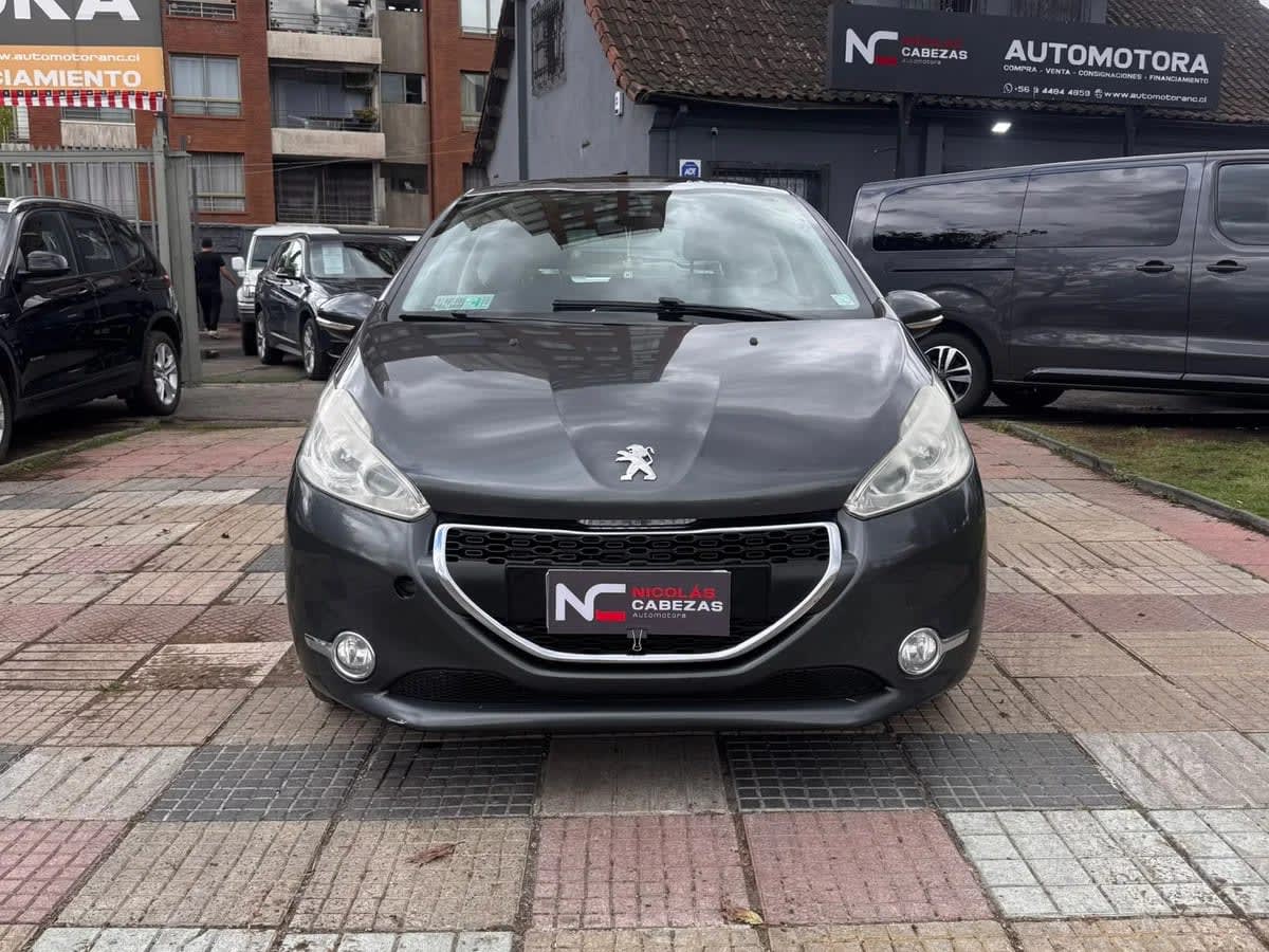 2013 Peugeot 208 ALLURE Gris - Miniatura 3