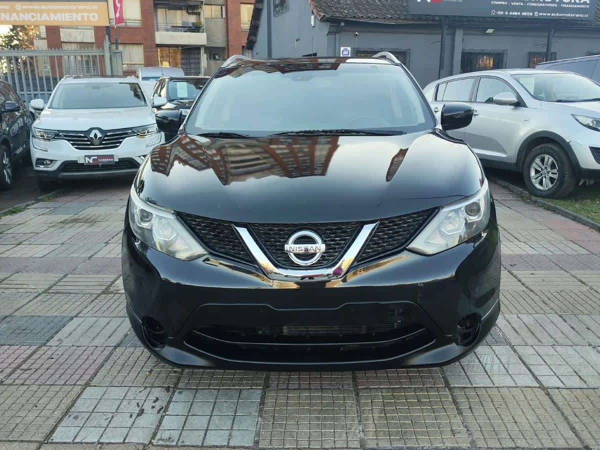 2017 Nissan Qashqai 2.0 Negro - Miniatura 2