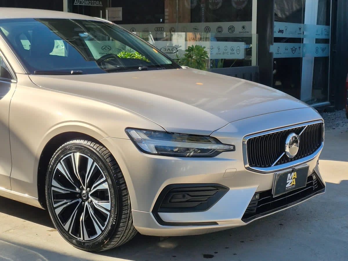 2023 Volvo S60 B4 Beige - Miniatura 3