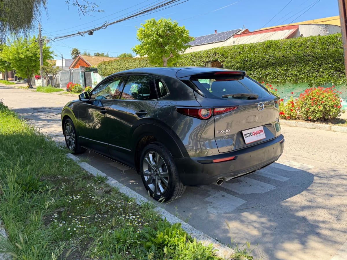 2021 Mazda CX30 - Miniatura 4