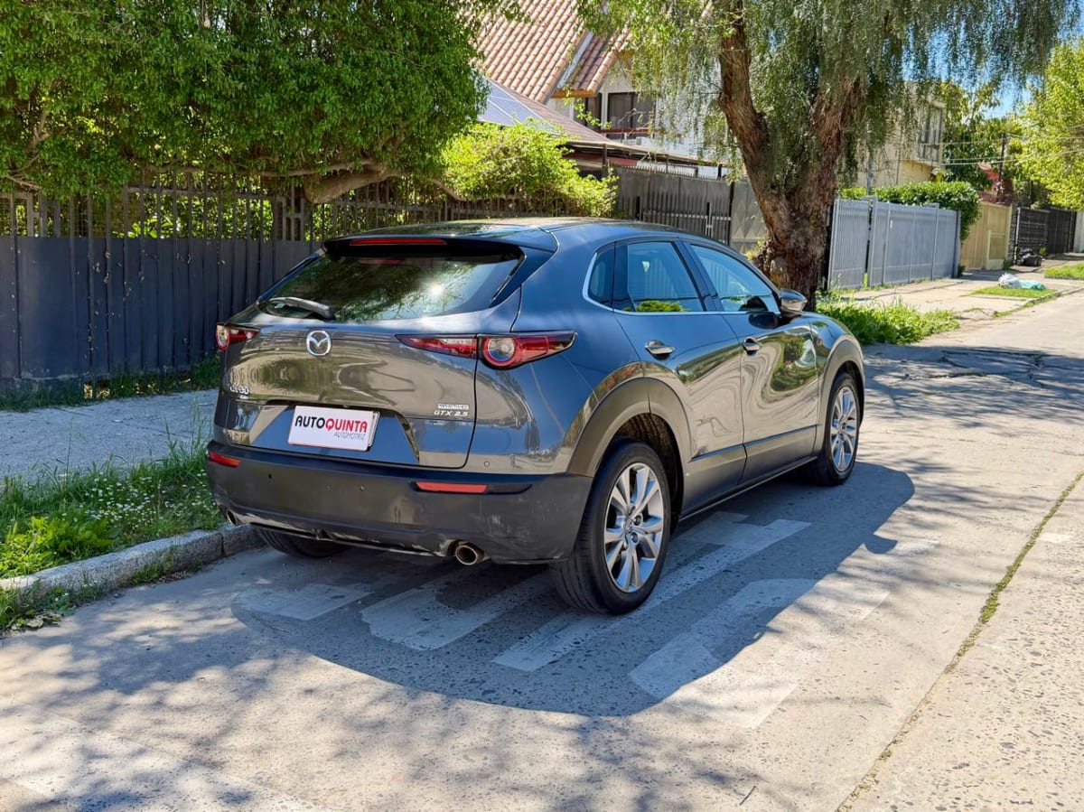 2021 Mazda CX30 - Miniatura 6
