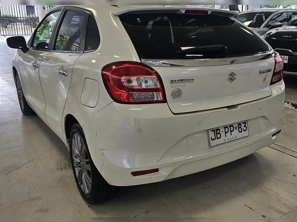 2017 Suzuki BALENO glx - Miniatura 8